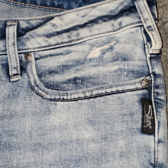 🥳Hosts Pick🥳 🆕️  Silver Elyse Jean Size 16 - Picture 8 of 9